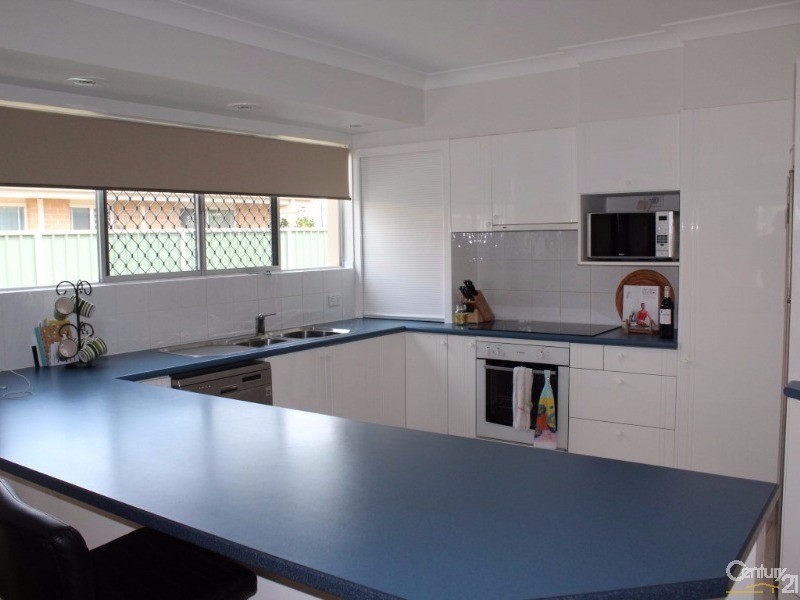 18 Glenlea Drive, Maroochydore QLD 4558