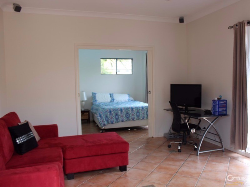 18 Glenlea Drive, Maroochydore QLD 4558