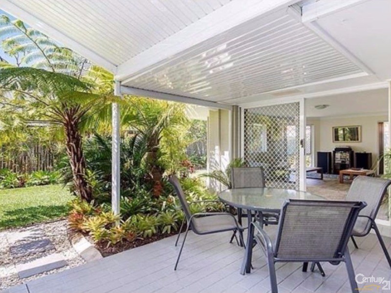 18 Cooloola Place, Twin Waters QLD 4564