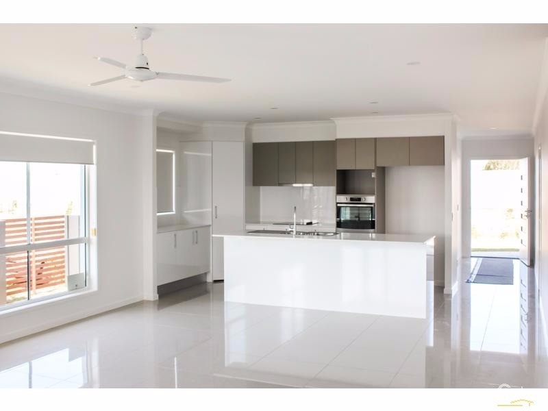 77 Maclamond Drive, Pelican Waters QLD 4551