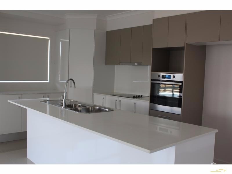 77 Maclamond Drive, Pelican Waters QLD 4551