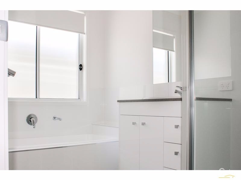 77 Maclamond Drive, Pelican Waters QLD 4551