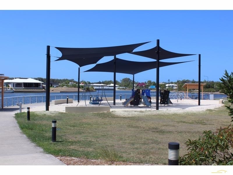 77 Maclamond Drive, Pelican Waters QLD 4551