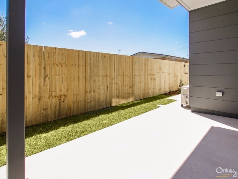 2/27 Ridge Road, Maroochydore QLD 4558