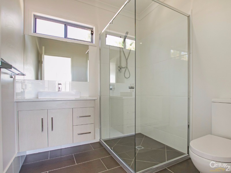 2/27 Ridge Road, Maroochydore QLD 4558