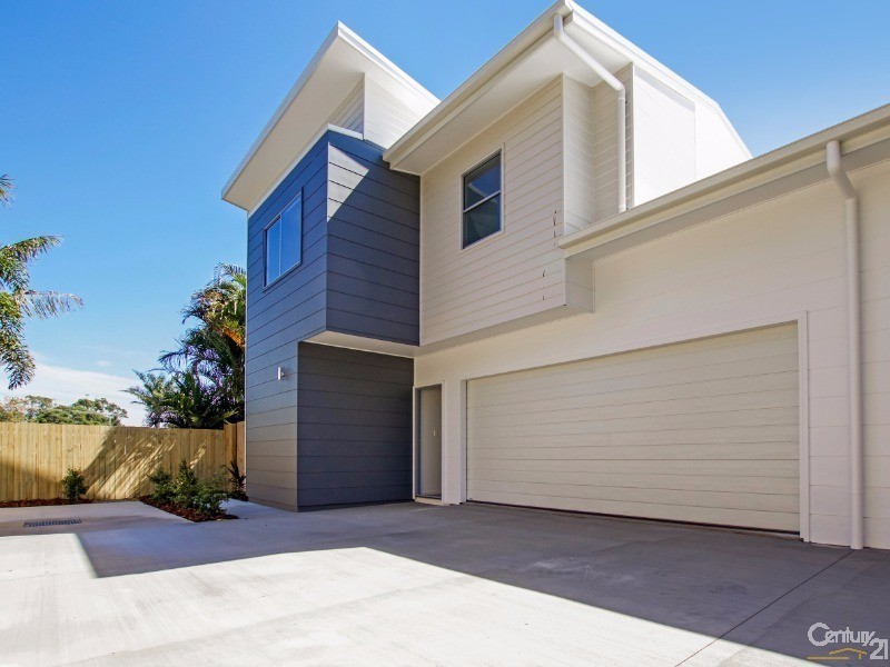 2/27 Ridge Road, Maroochydore QLD 4558