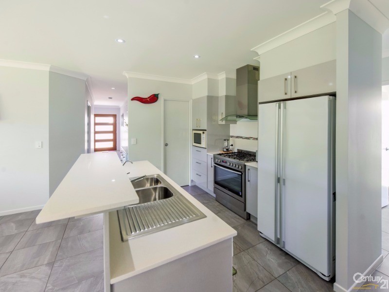 41 Retreat Crescent, Yandina QLD 4561