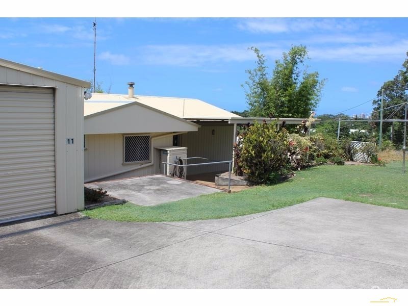 11 Warre Street, Maroochydore QLD 4558