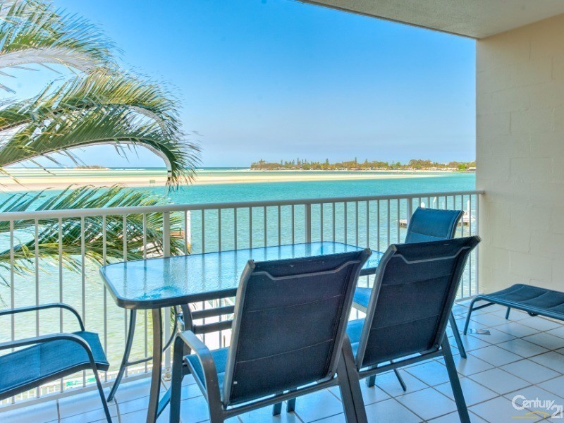 3/32 Duporth Avenue, Maroochydore QLD 4558