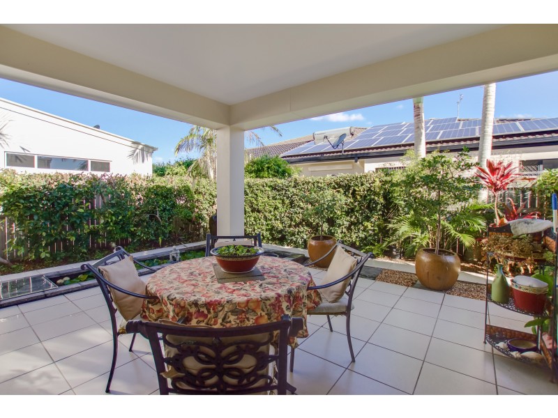 16 Flores Street, Kawana Island QLD 4575