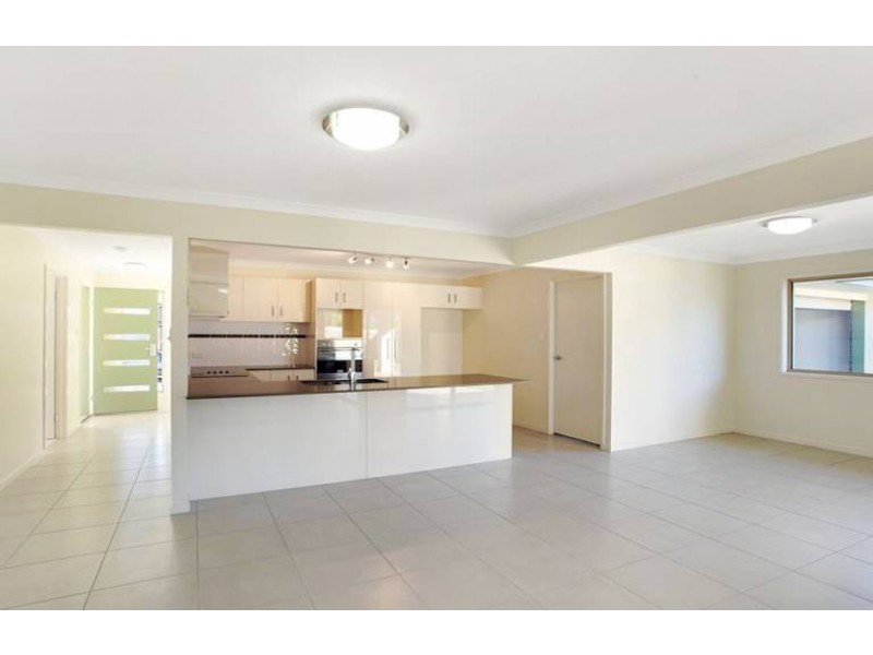 13 Skua Place, Mountain Creek QLD 4557