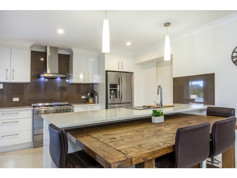 1 Warrina Court, Mooloolaba QLD 4557