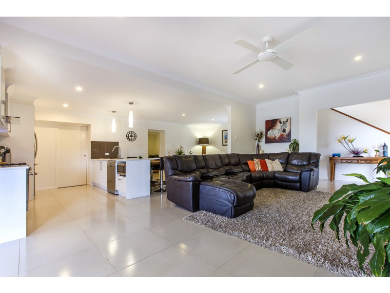 1 Warrina Court, Mooloolaba QLD 4557
