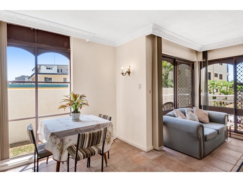 4/44 Alexandra Parade, Maroochydore QLD 4558