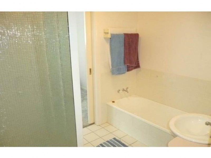 8/52 Sixth Avenue, Maroochydore QLD 4558