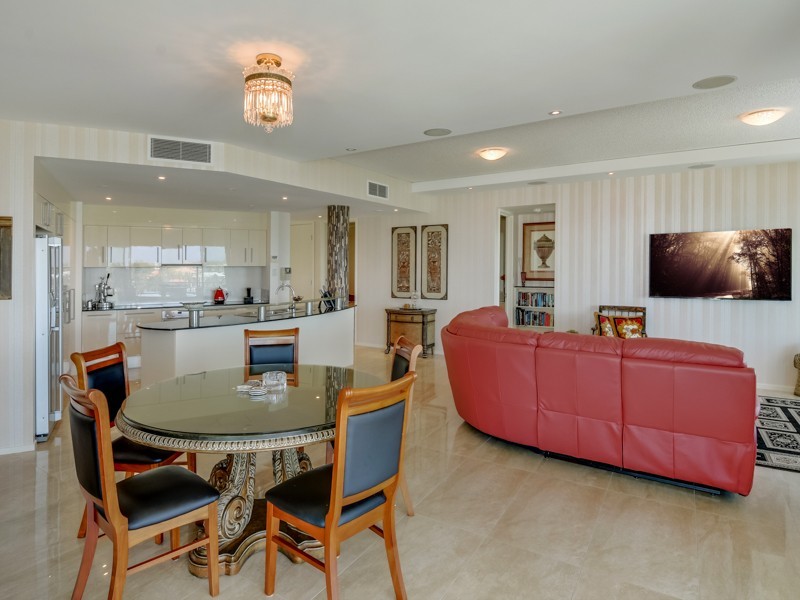 14/82-86 River Esplanade, Mooloolaba QLD 4557