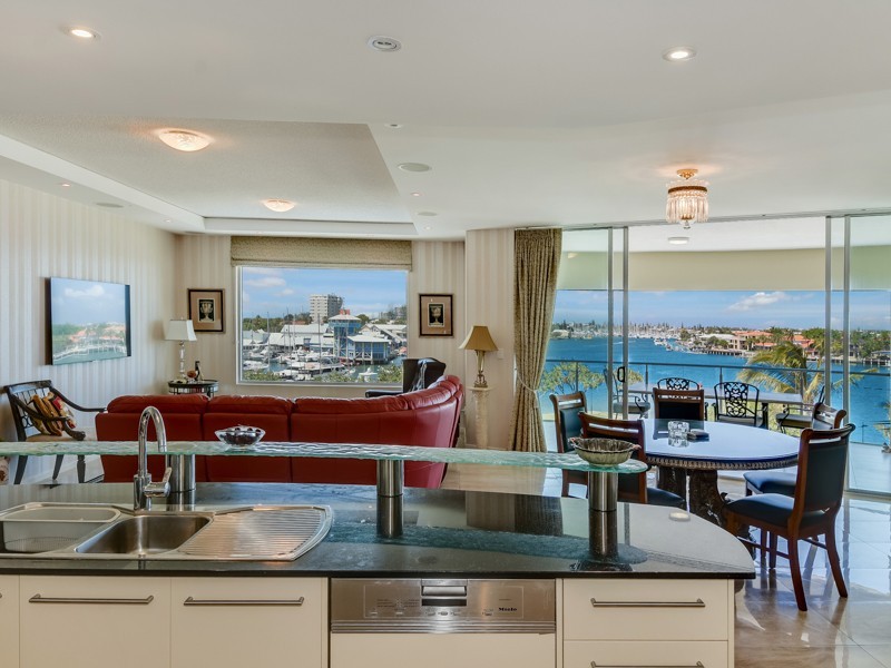 14/82-86 River Esplanade, Mooloolaba QLD 4557