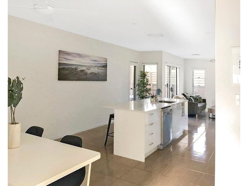 18 Splendour Place, Birtinya QLD 4575