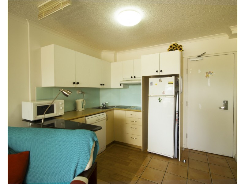 242/180 Alexandra Parade, Alexandra Headland QLD 4572