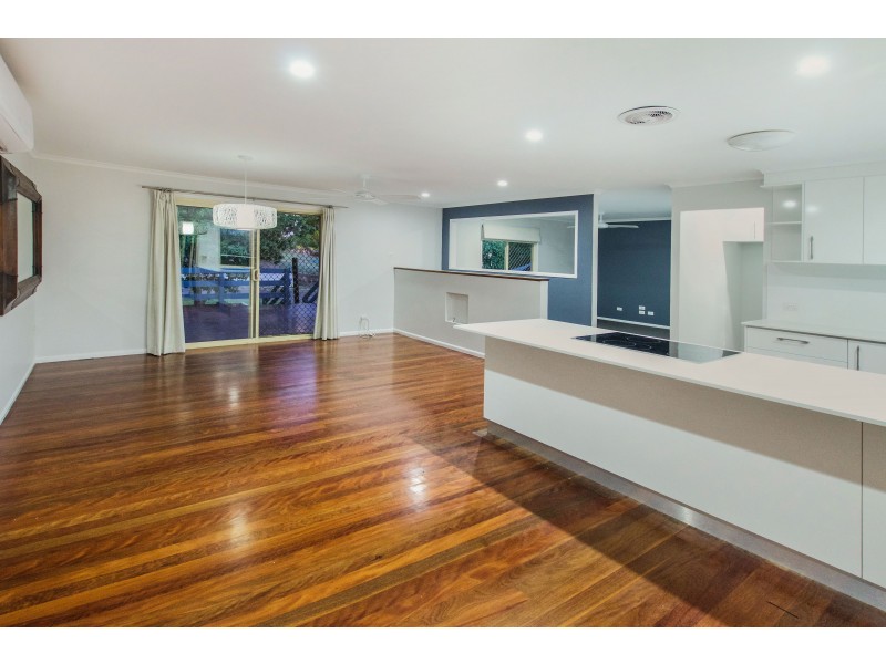 10 Taree Court, Kuluin QLD 4558