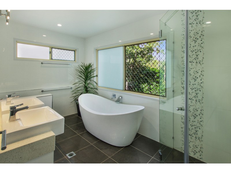 10 Taree Court, Kuluin QLD 4558