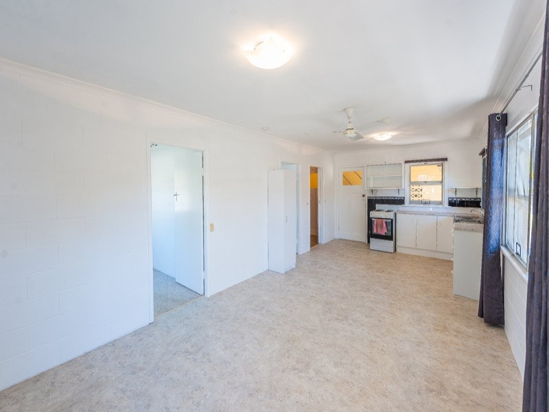 1/224 Broadwater Avenue West, Maroochydore QLD 4558