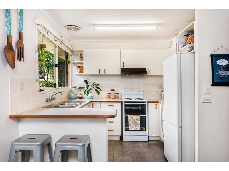 11 Kenewin Avenue, Maroochydore QLD 4558