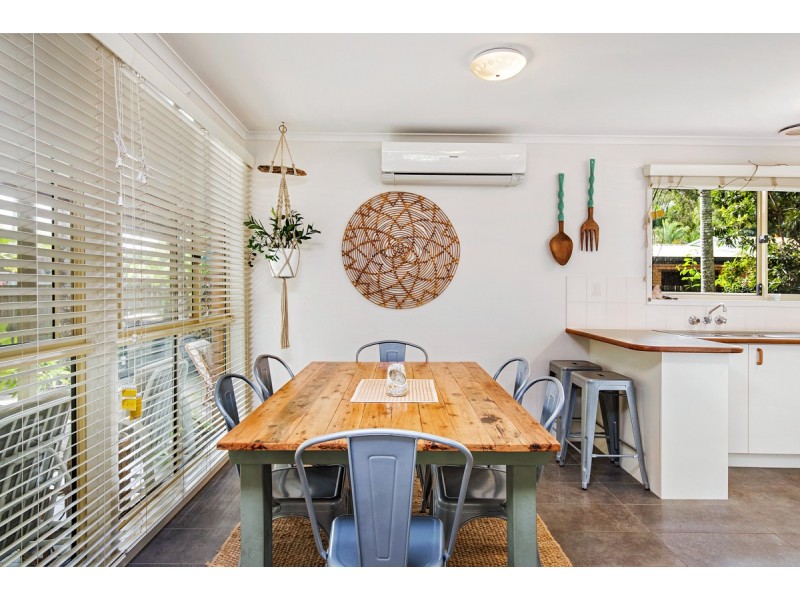 11 Kenewin Avenue, Maroochydore QLD 4558