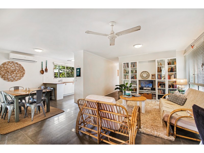 11 Kenewin Avenue, Maroochydore QLD 4558