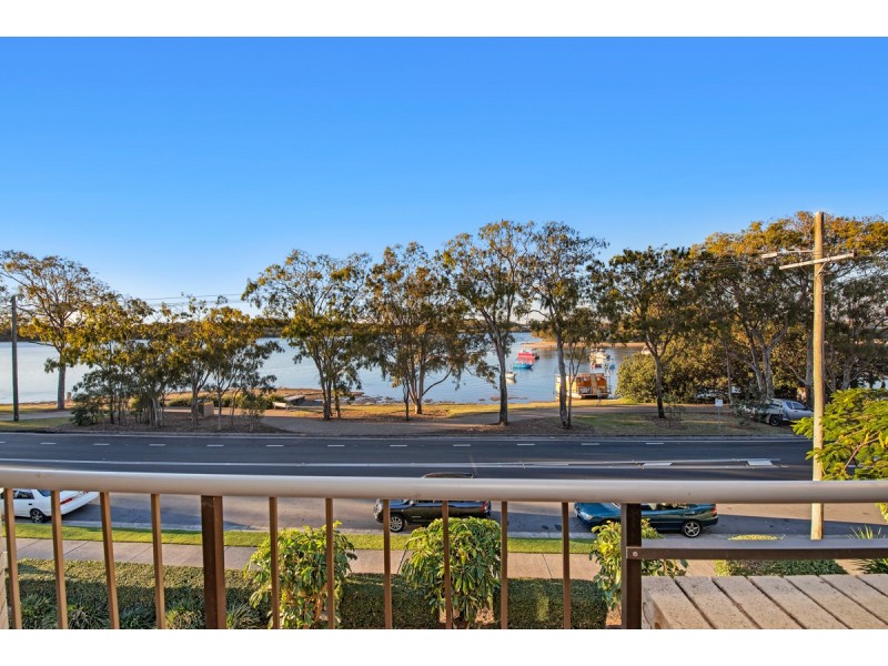 10/77 Bradman Avenue, Maroochydore QLD 4558