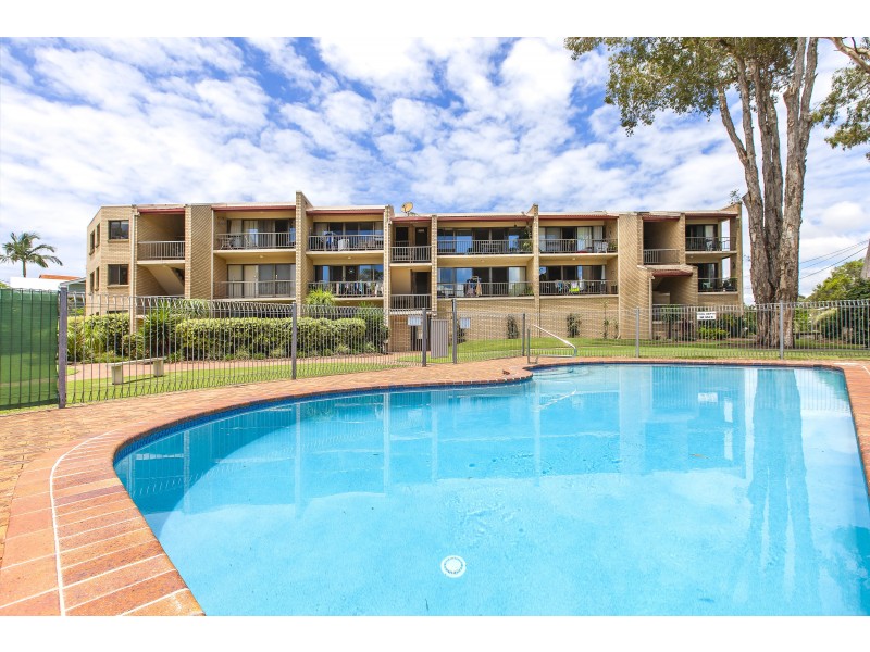 10/77 Bradman Avenue, Maroochydore QLD 4558