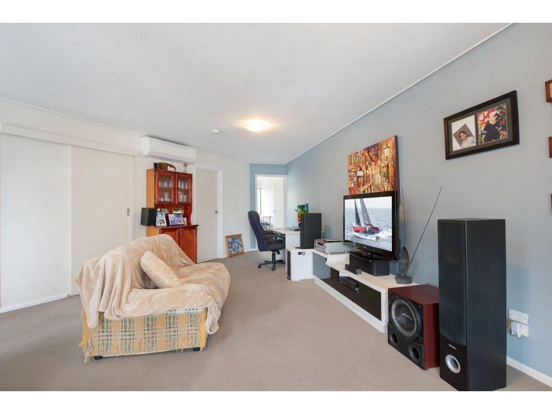 10/77 Bradman Avenue, Maroochydore QLD 4558