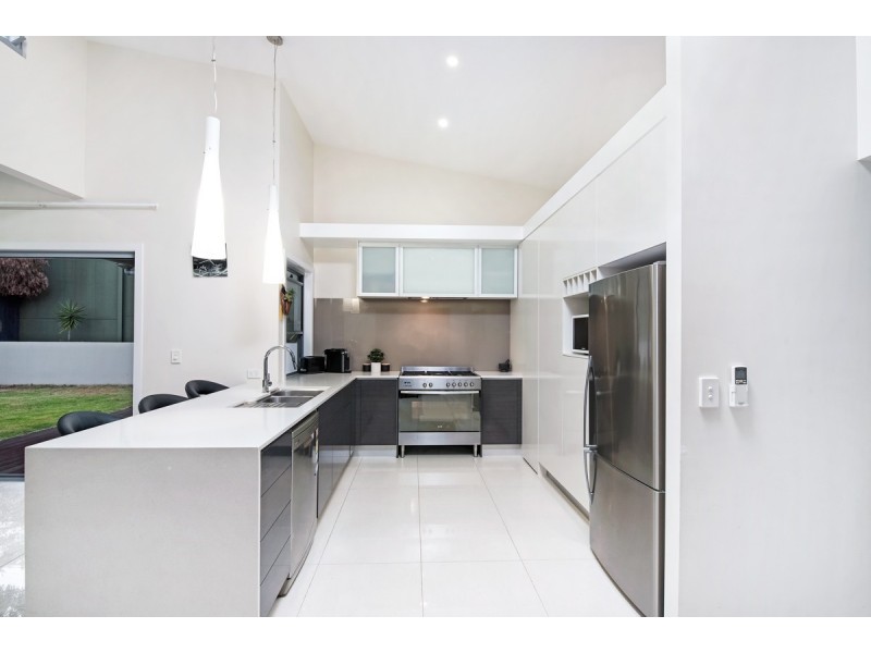 31 Galah Place, Mountain Creek QLD 4557