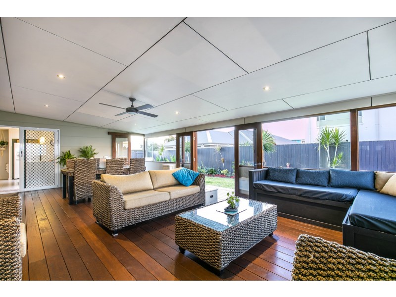 31 Mackerel Street, Mountain Creek QLD 4557