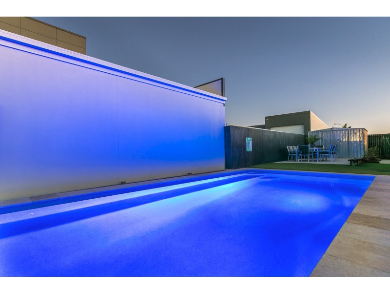 31 Mackerel Street, Mountain Creek QLD 4557