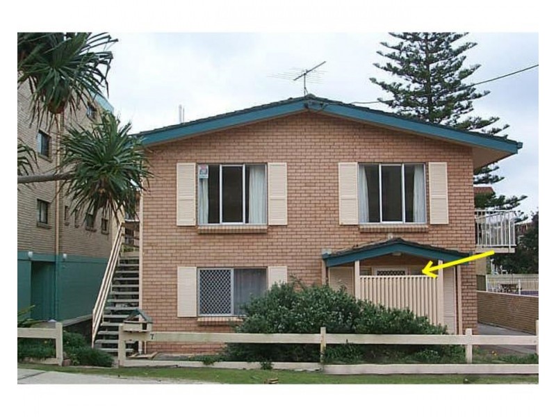 1/7 Dingle Avenue, Kings Beach QLD 4551
