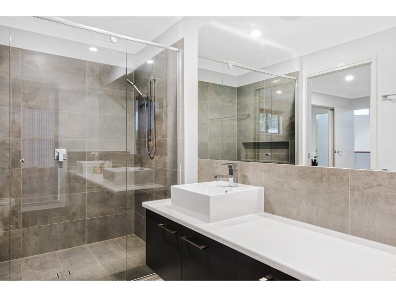 1/31 Orlando Crescent, Kuluin QLD 4558