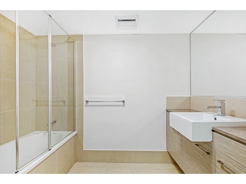 27/81  Birtinya Boulevard, Birtinya QLD 4575