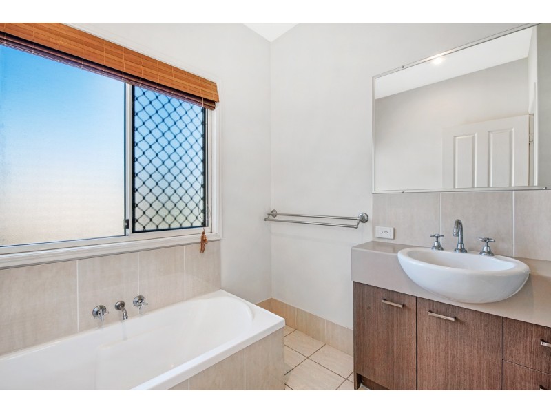 1/30 Ridge Road, Maroochydore QLD 4558