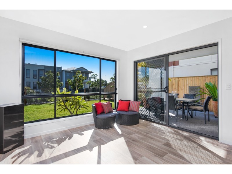 18 Almaden Lane, Maroochydore QLD 4558
