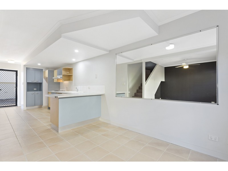 2/232 Main Road, Maroochydore QLD 4558
