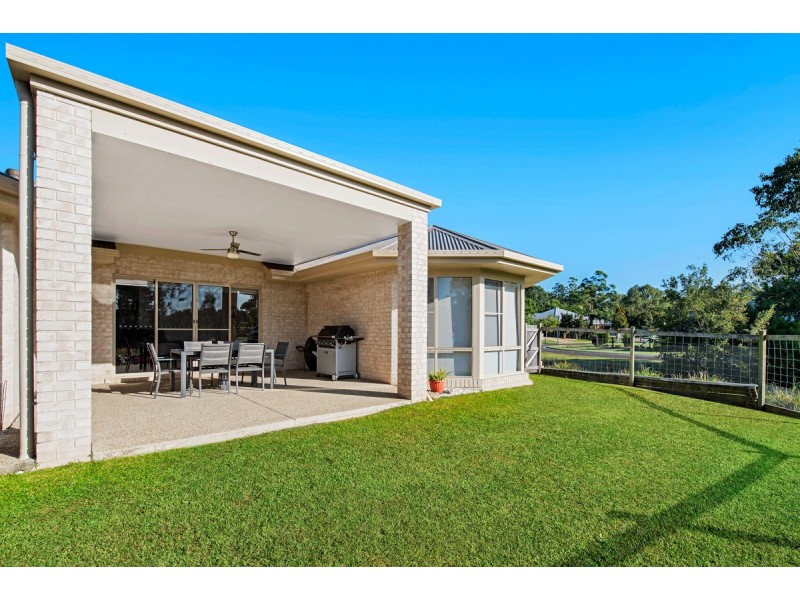 28 Maddock Avenue, Mooloolah Valley QLD 4553
