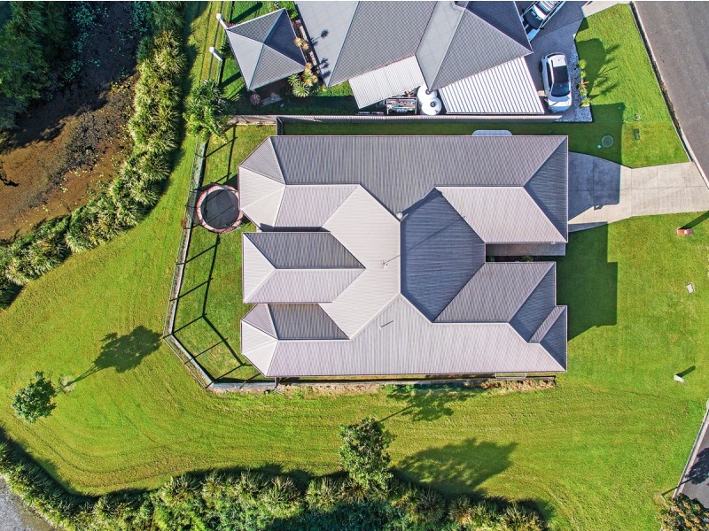 28 Maddock Avenue, Mooloolah Valley QLD 4553