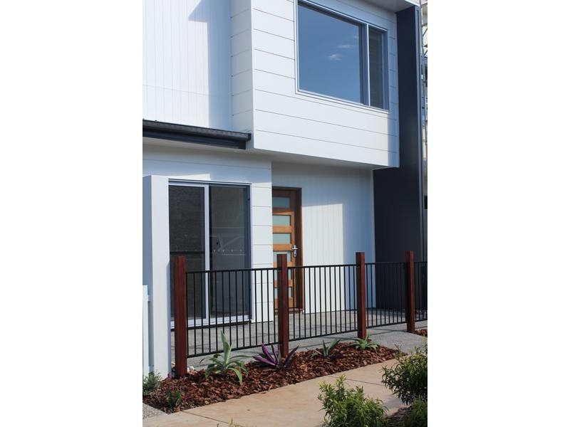 23 Tinnanbar Terrace, Maroochydore QLD 4558
