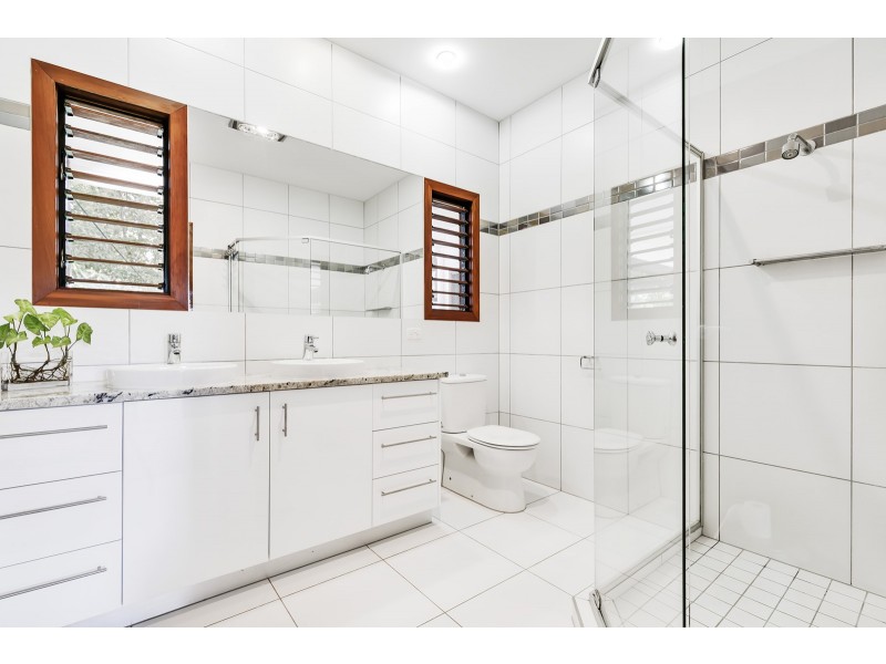 25 Booral Street, Buderim QLD 4556