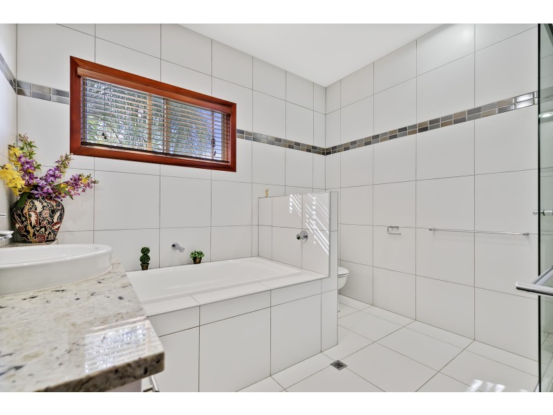 25 Booral Street, Buderim QLD 4556