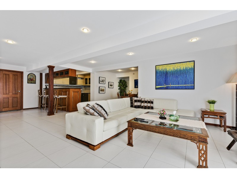 25 Booral Street, Buderim QLD 4556