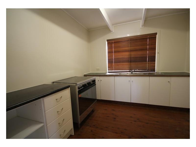 6 Water Street, Buderim QLD 4556