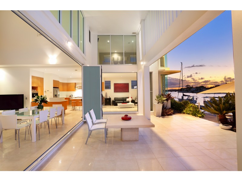 25 Mooloolah Island, Minyama QLD 4575