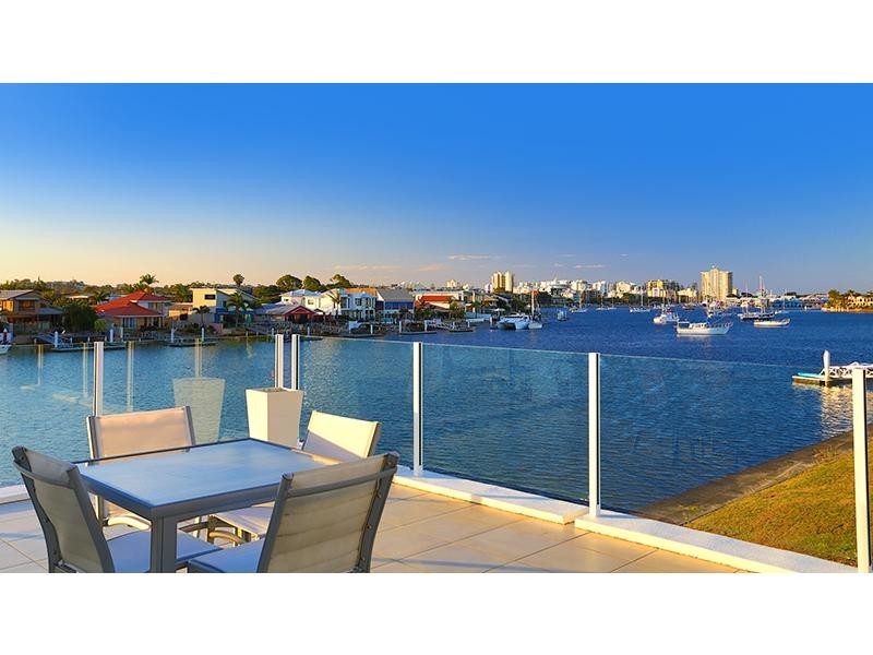 25 Mooloolah Island, Minyama QLD 4575